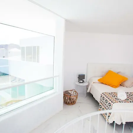 Aqua Blanca Boutique *